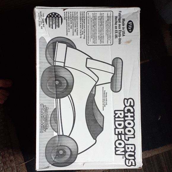 School Bus Ride-On - Picture 3 of 3